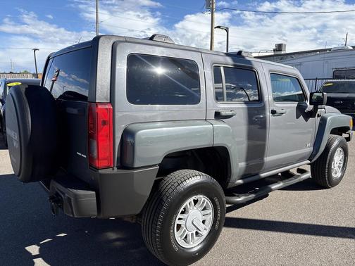 2008 Hummer H3 Base