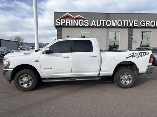 2022 RAM 2500 Big Horn Crew Cab 4x4 6'4' Box