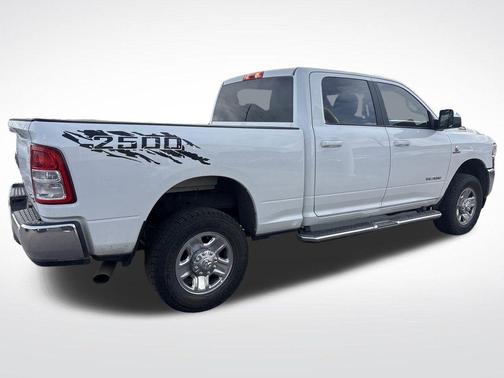 2022 RAM 2500 Big Horn Crew Cab 4x4 6'4' Box