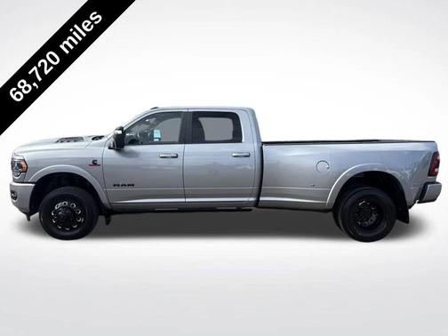 2023 RAM 3500 Limited Crew Cab 4x4 8' Box