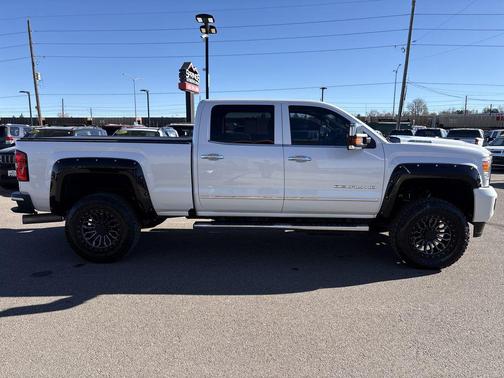 2019 GMC Sierra 2500 Denali