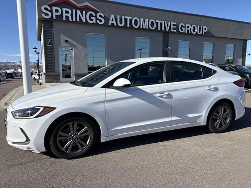 2018 Hyundai ELANTRA SEL