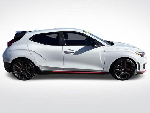 2019 Hyundai Veloster Base