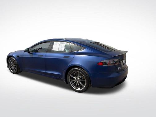 Deep Blue Metallic 2022 Tesla Model S Plaid