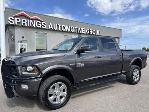 2018 RAM 2500 Laramie Crew Cab 4x4 6'4' Box