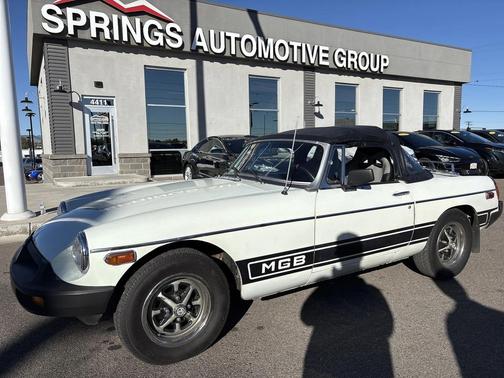 1977 MG MGB 