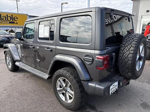 2020 Jeep Wrangler Unlimited Sahara