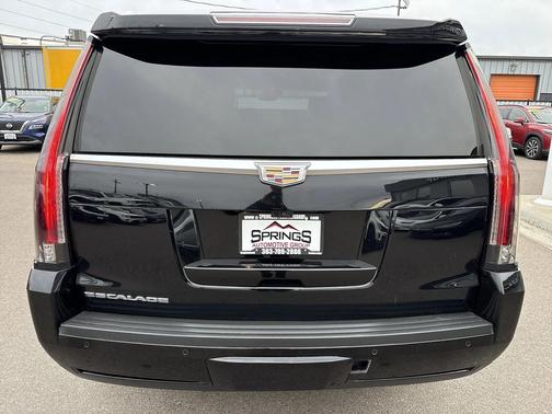 2019 Cadillac Escalade Platinum