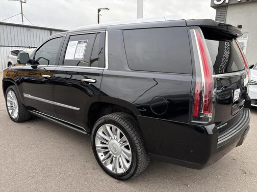 2019 Cadillac Escalade Platinum