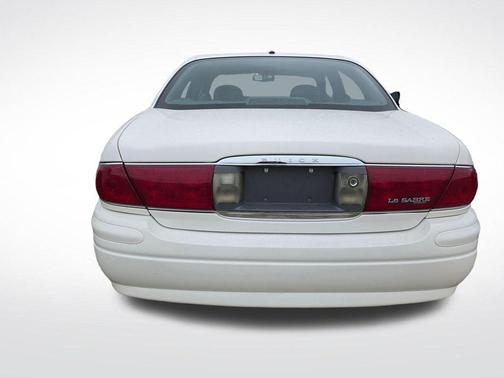 White Opal 2005 Buick LeSabre Custom