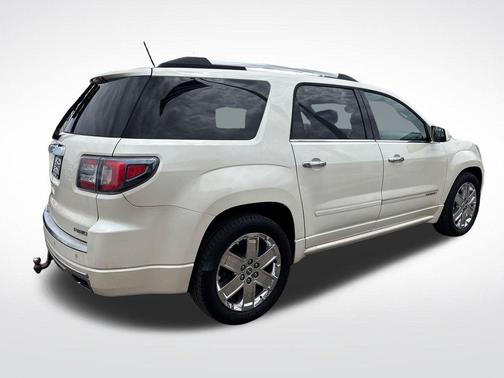 White Diamond Clearcoat 2015 GMC Acadia Denali