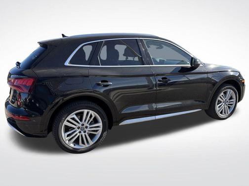 2019 Audi Q5 2.0T Premium Plus