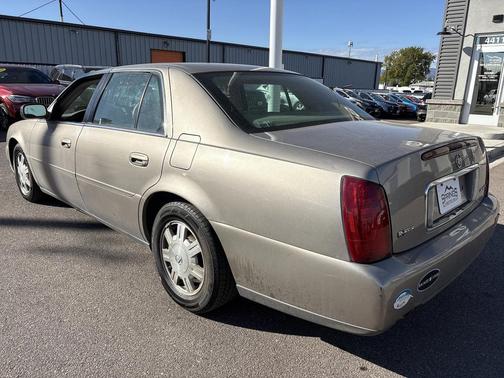 2004 Cadillac DeVille Base