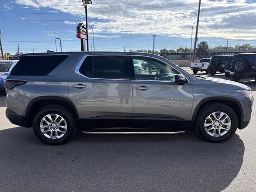 2020 Chevrolet Traverse LS