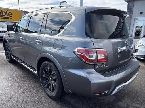 2017 Nissan Armada Platinum