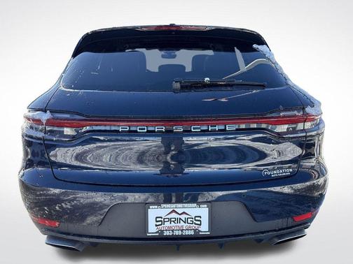 2020 Porsche Macan Base