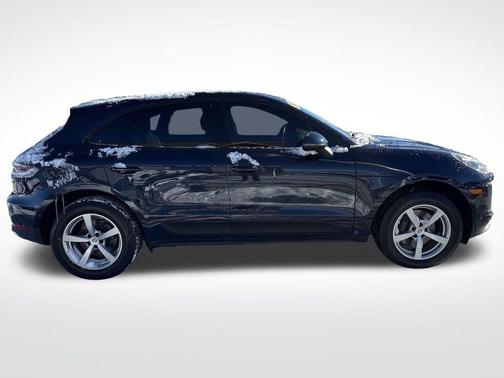 2020 Porsche Macan Base