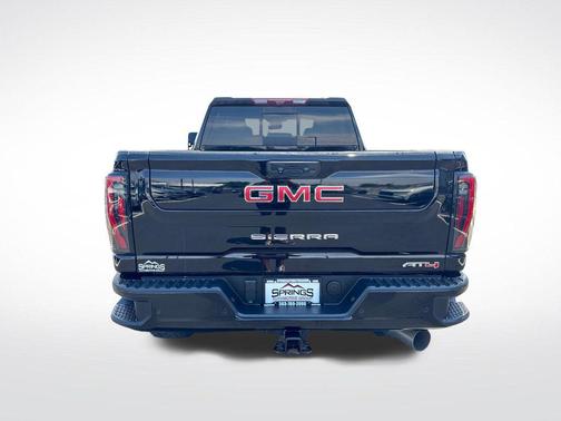 Onyx Black 2025 GMC Sierra 2500 AT4