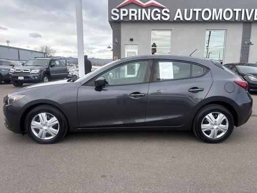 2015 Mazda Mazda3 i Sport