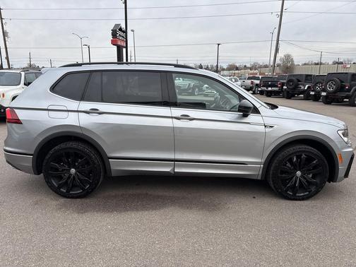 2020 Volkswagen Tiguan 2.0T SE R-Line Black 4MOTION