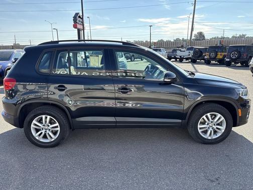 2017 Volkswagen Tiguan 2.0T S 4MOTION