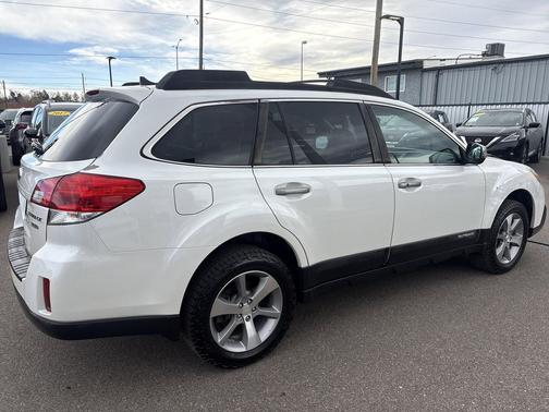 2013 Subaru Outback 3.6R Limited