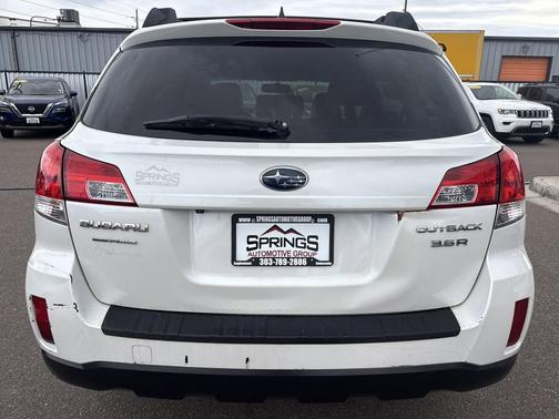 2013 Subaru Outback 3.6R Limited