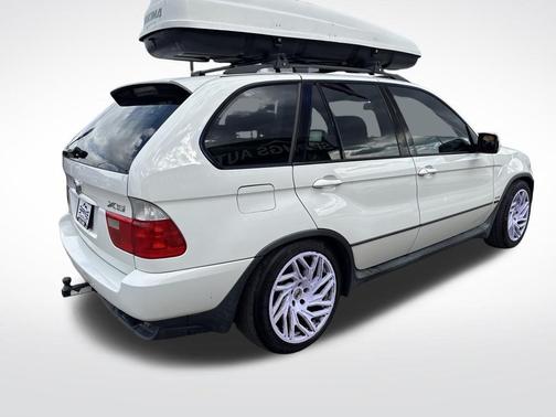 2005 BMW X5 4.4i