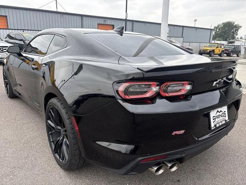 2023 Chevrolet Camaro RWD Coupe LT1