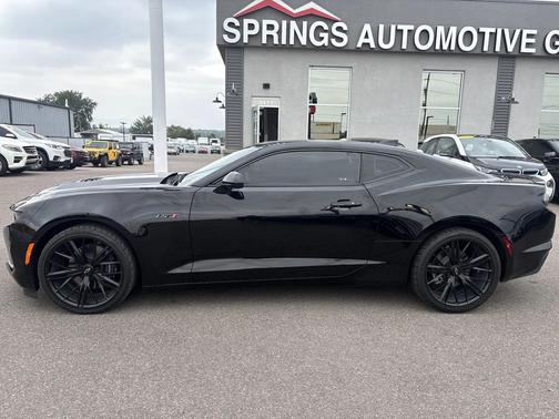 2023 Chevrolet Camaro RWD Coupe LT1