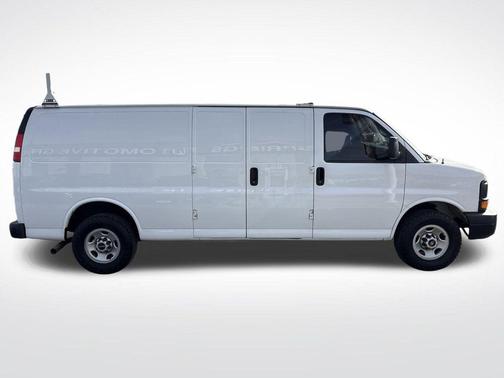 2015 GMC Savana 3500 Work Van