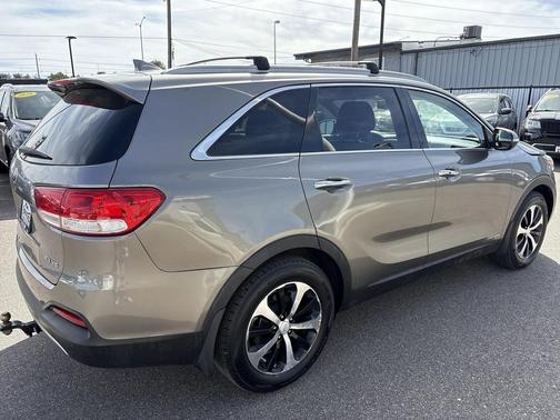 2016 Kia Sorento EX