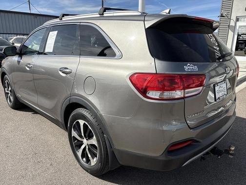 2016 Kia Sorento EX