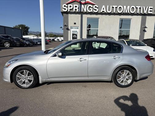 2013 INFINITI G37x Base