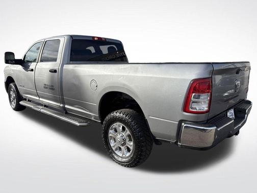 2023 RAM 2500 Big Horn Crew Cab 4x4 8' Box