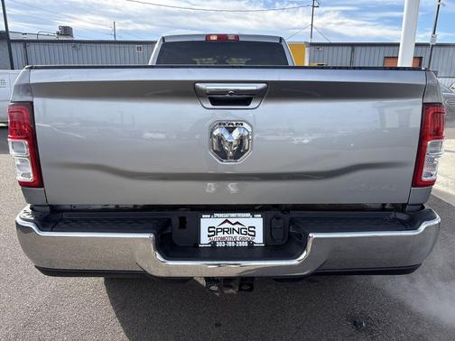 2023 RAM 2500 Big Horn Crew Cab 4x4 8' Box