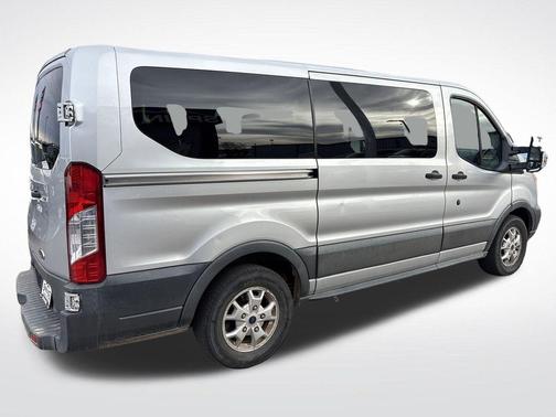 2016 Ford Transit-150 XLT