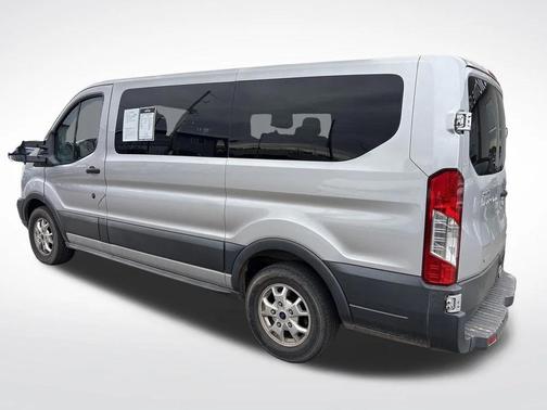 2016 Ford Transit-150 XLT