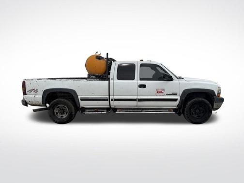 2002 Chevrolet Silverado 2500 LS H/D Extended Cab