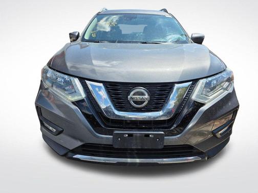 Gun Metallic 2018 Nissan Rogue SL