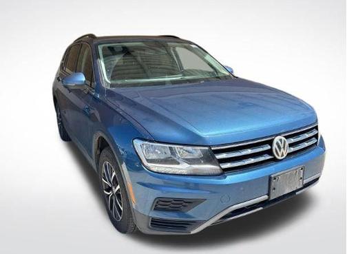 Blue 2019 Volkswagen Tiguan 4Motion