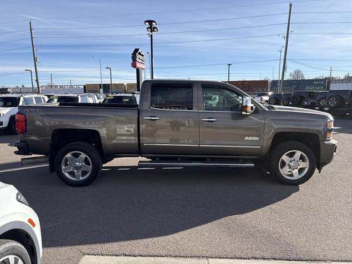2015 Chevrolet Silverado 2500 High Country