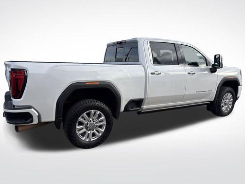 2023 GMC Sierra 2500 Denali