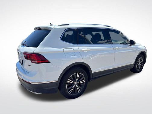 Pure White 2019 Volkswagen Tiguan 2.0T SEL
