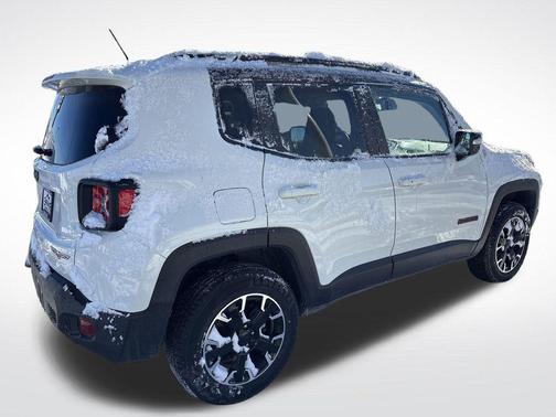 2023 Jeep Renegade Trailhawk