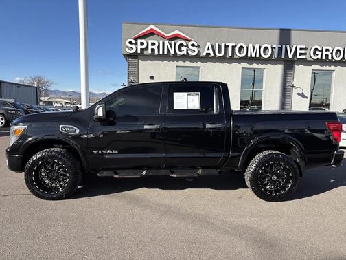 2017 Nissan Titan PRO-4X