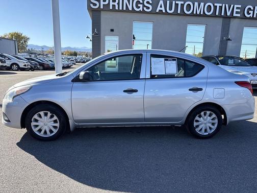 2015 Nissan Versa 1.6 S+