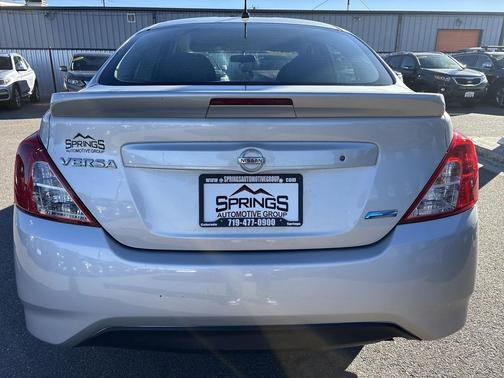 2015 Nissan Versa 1.6 S+