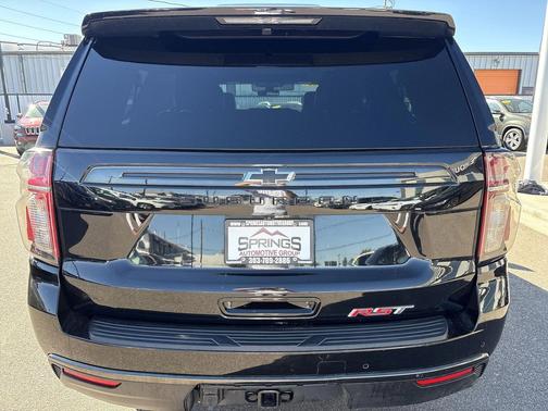 2021 Chevrolet Suburban RST