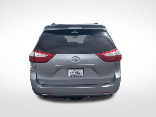 Silver Sky Metallic 2015 Toyota Sienna XLE